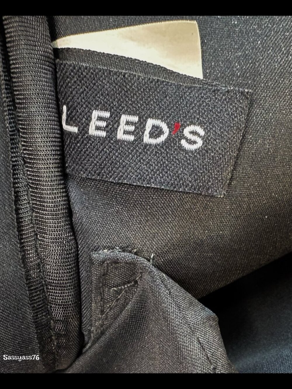 ▪️VTG▪️LEED'S▪️Black Smooth VEGAN Leather Backpack With 5 Main Compartments - Picture 9 of 11